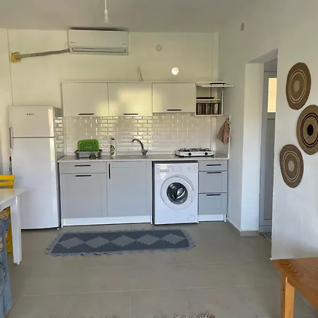 Guenaydin Ferienhaus *