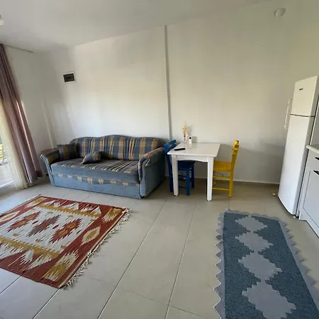 Guenaydin Ferienhaus *